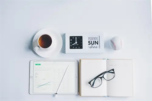 下字展笔顺怎么写，正确写法详解